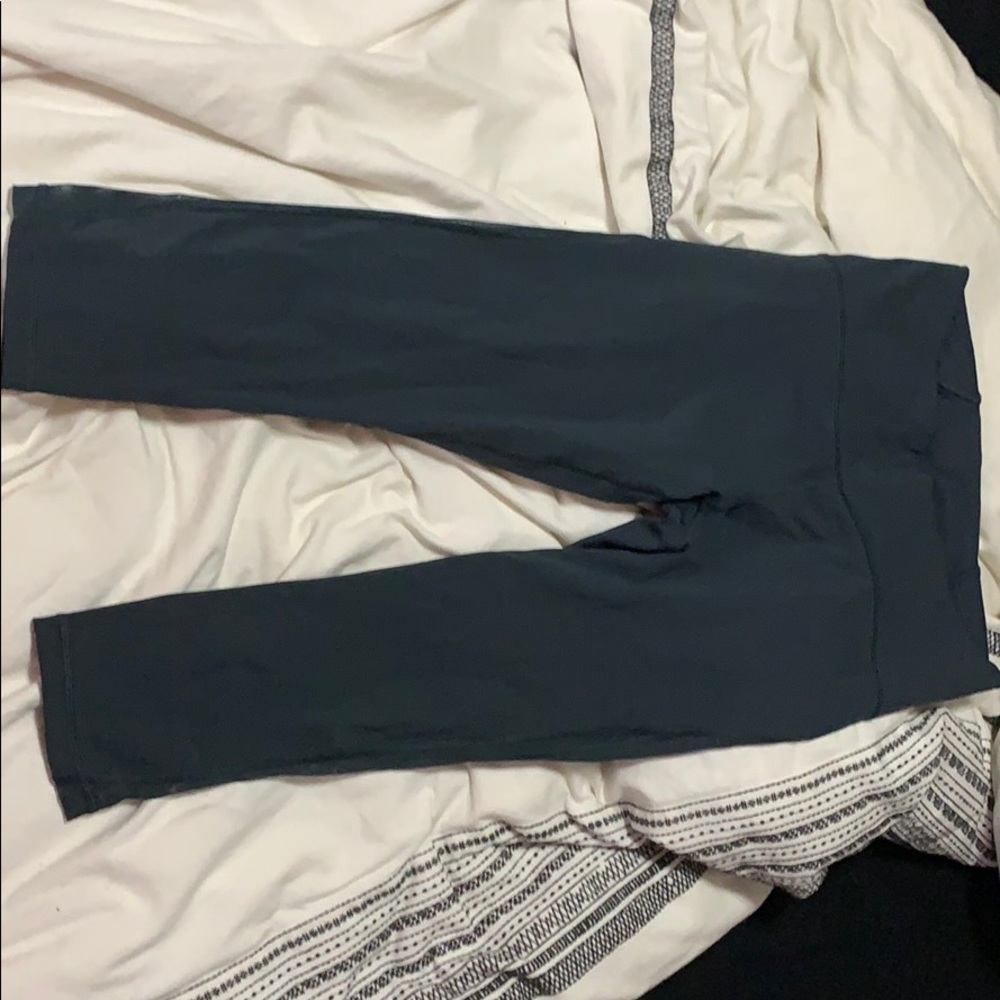 Cropped lululemon leggings